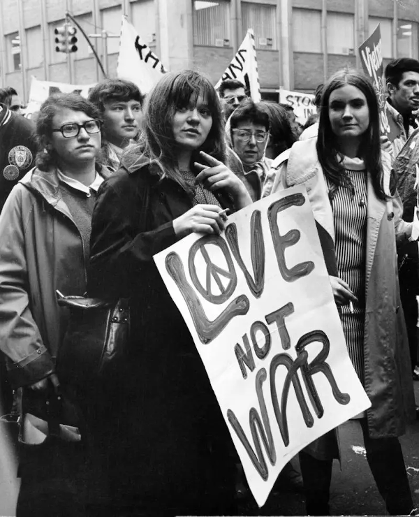 Manifestation pacifique aux états-unis dans les années soixante